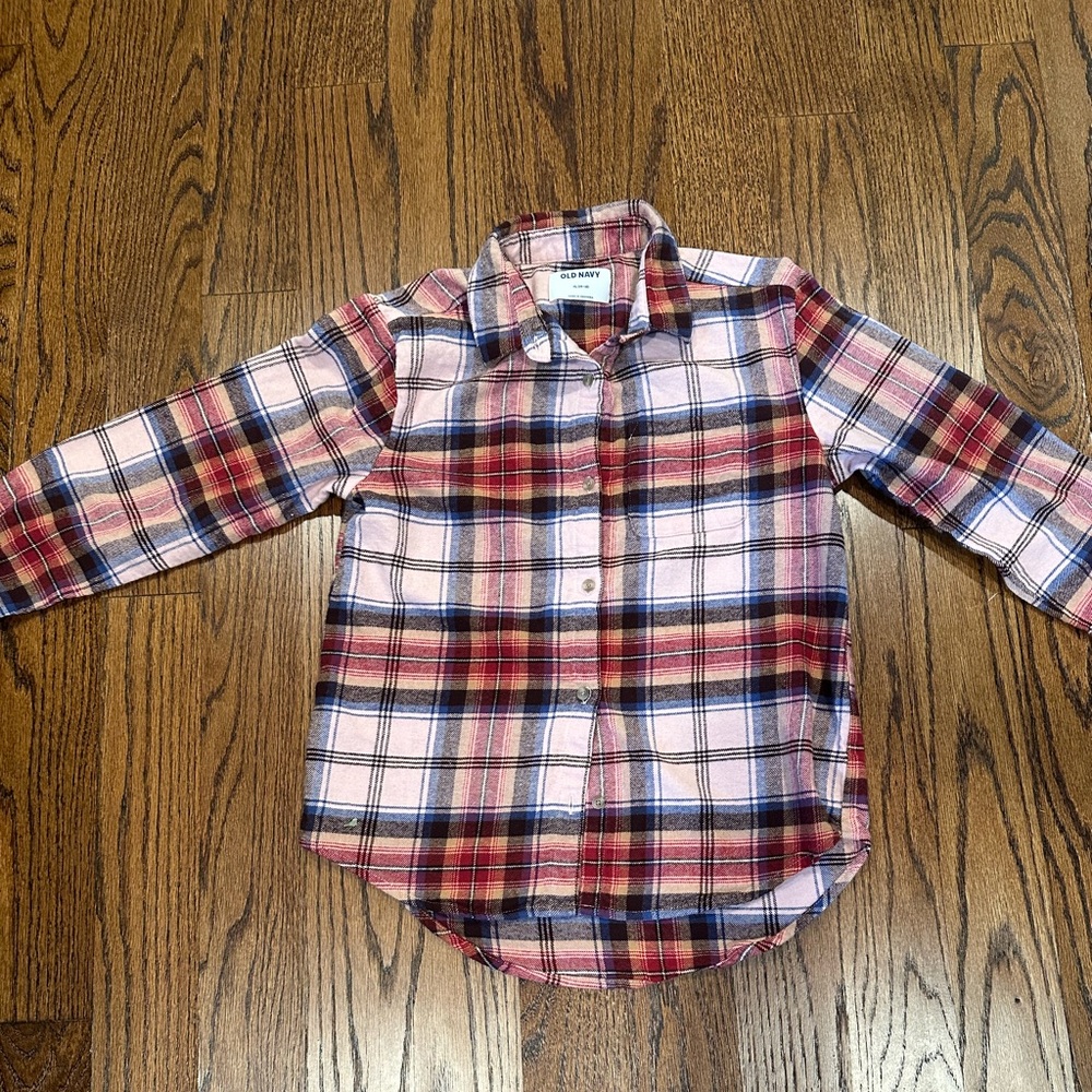 Girls Old Navy Flannel- Perfect for Fall Sz XL✌🏻